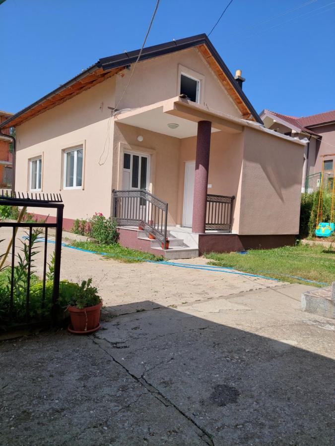 Sara Apartments Plav Ngoại thất bức ảnh